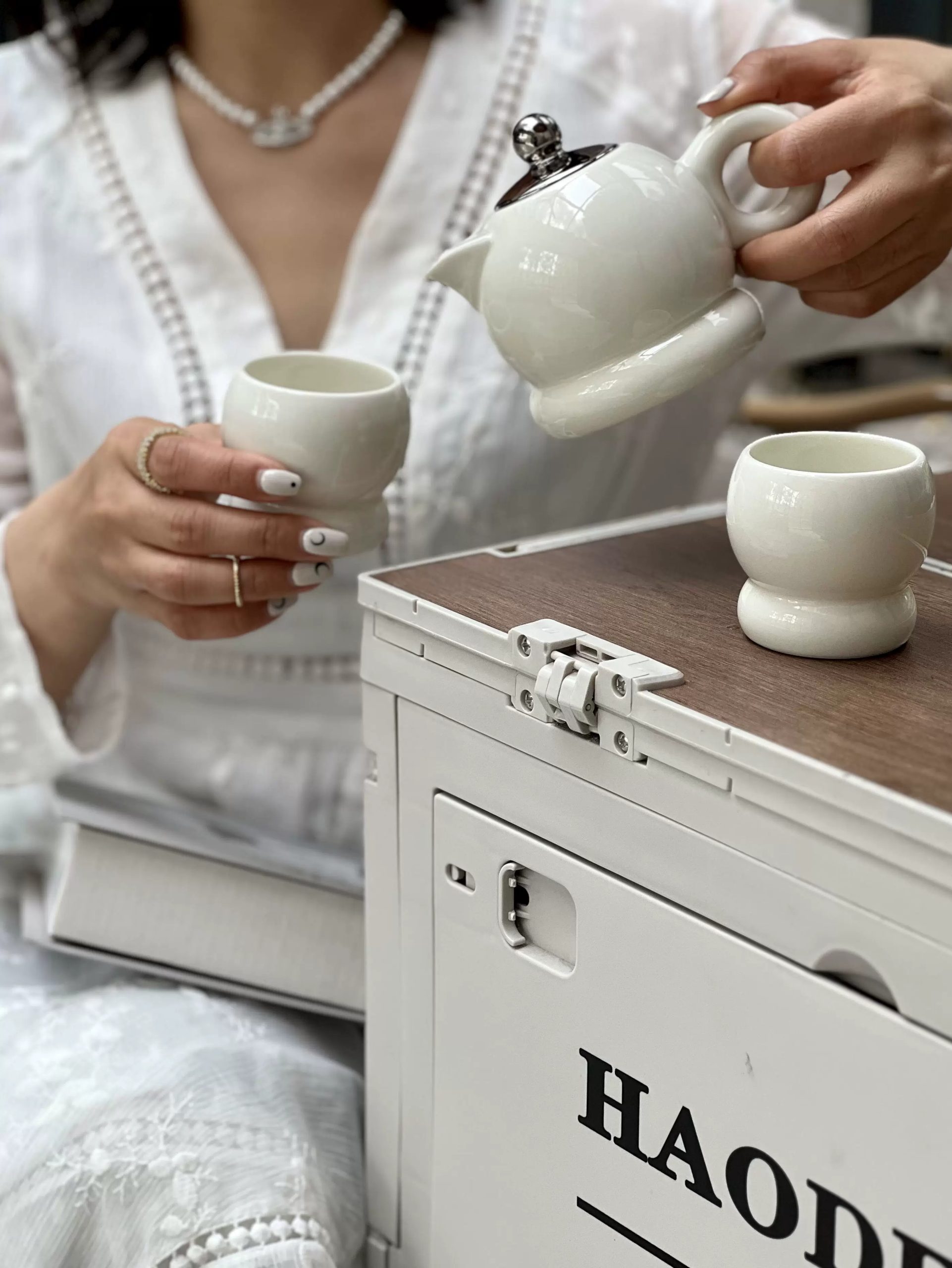 Nordic Ceramic Handmade Gift Set - Image 3
